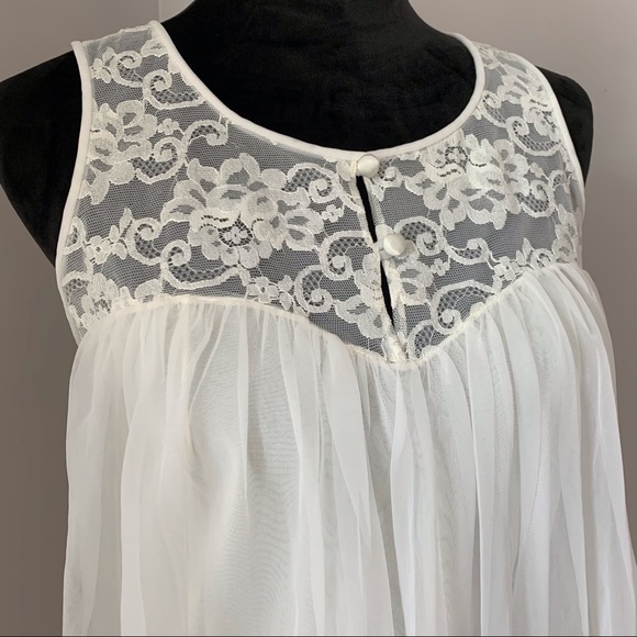 Vintage Nightgown - Picture 2 of 5